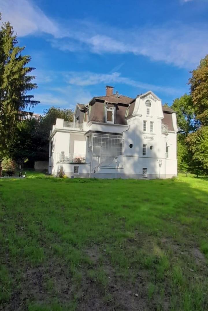 Kurpension Parkfrieden Bad Pyrmont Dış mekan fotoğraf